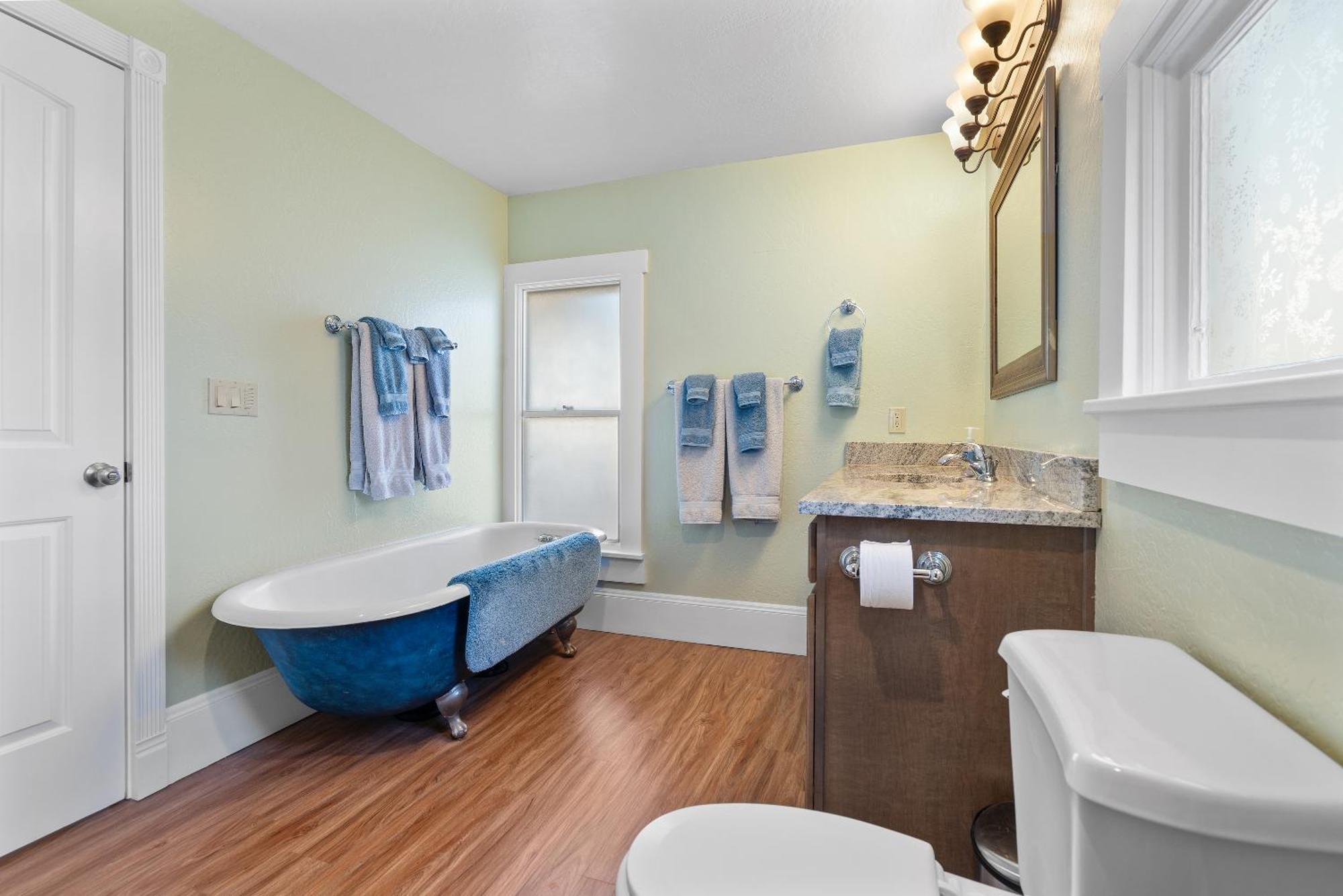 Pioneer Vacation Rentals - Pioneer North Suite Downtown Ashland Esterno foto