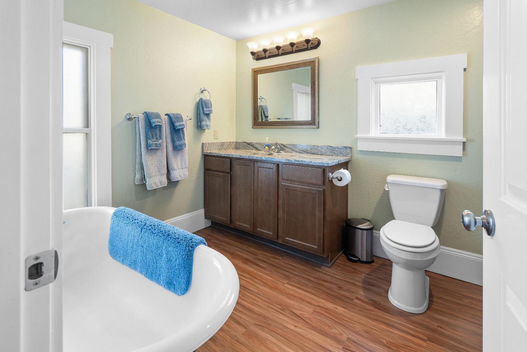 Pioneer Vacation Rentals - Pioneer North Suite Downtown Ashland Esterno foto