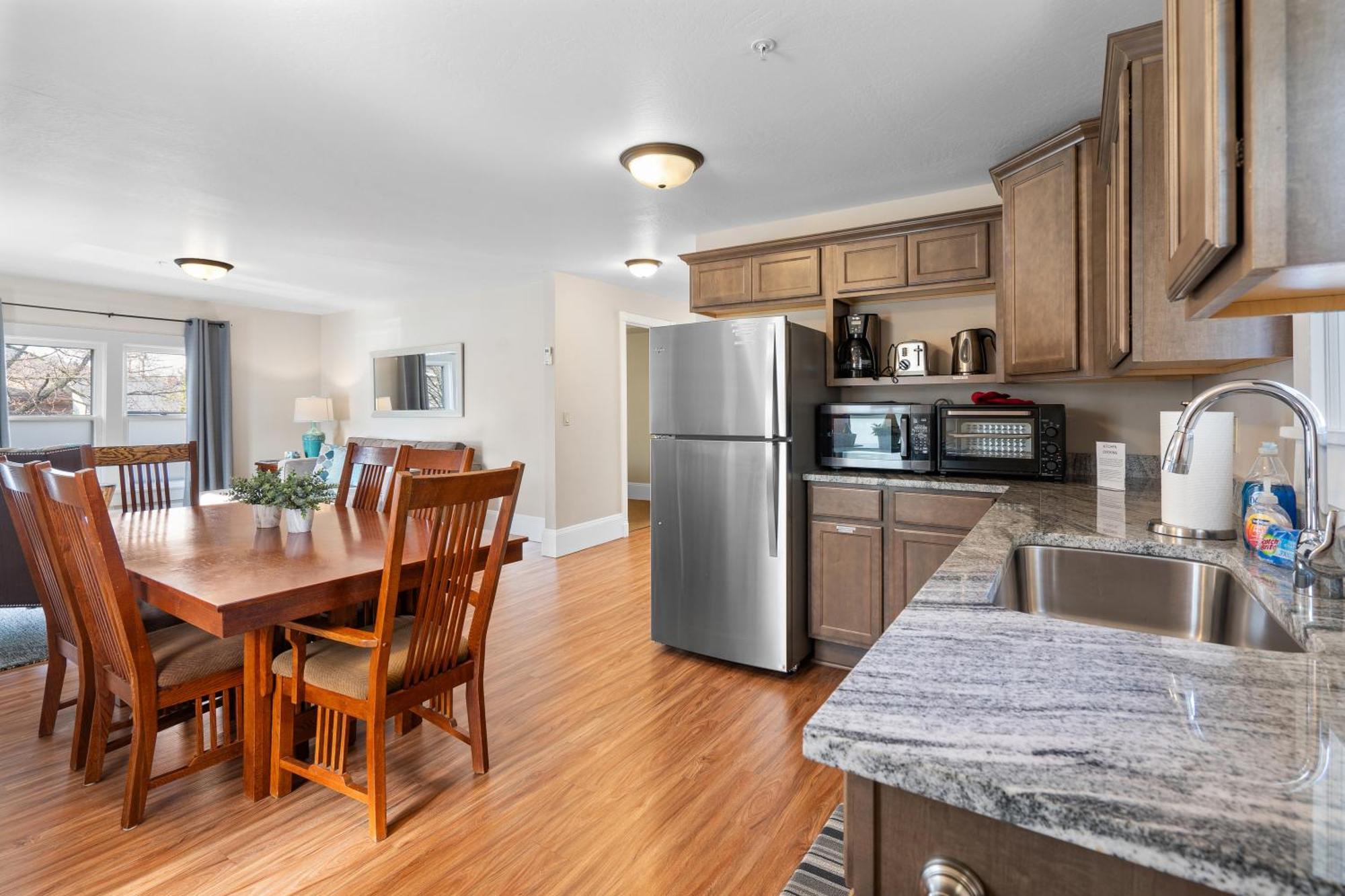 Pioneer Vacation Rentals - Pioneer North Suite Downtown Ashland Esterno foto